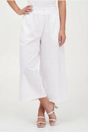 Women's Woven Capri Trousers