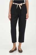 Women's Woven Capri Trousers