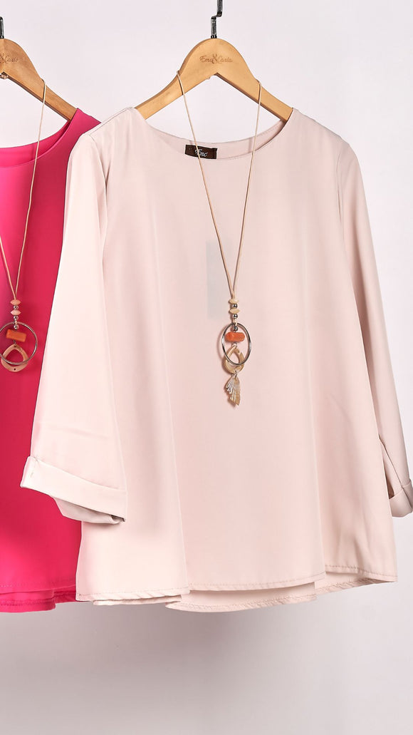 Ema&Carla - 3/4-Sleeve Top with Necklace