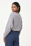 Women's Woven Long Sleeve V-Neck Top With A Boat-Neckline | M