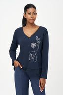 Women's Knit V-Neckline Long Sleeve Top | M