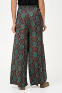 Women's Woven Printed Pull-On Wide Leg Pants With Slash Pockets | M