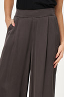 Women's Woven Pull-On Wide Leg Pants With Slash Pockets | M