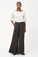 Women's Woven Pull-On Wide Leg Pants With Slash Pockets | M