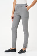 Women's Knit Tapered Pull-On Pants with Patch Pockets