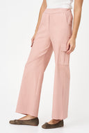 Women's Knit Straight Leg Pull-On Cargo Pants With Patch Pockets | M
