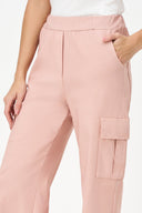 Women's Knit Straight Leg Pull-On Cargo Pants With Patch Pockets | M