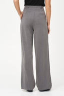 Women's Woven Zip-Up Pants with Front Pleats & Slash Pockets