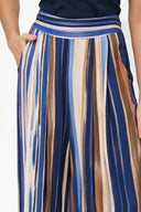 Women's Woven Wide-Leg Pull-On Pants with Slash Pockets