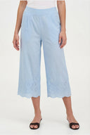Women's Woven Capri Trousers