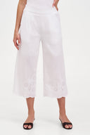 Women's Woven Capri Trousers