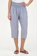 Women's Woven Capri Trousers