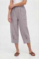 Women's Woven Capri Trousers