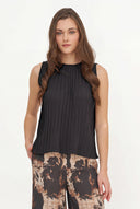 Women's Woven Top - Sleeveless