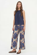 Women's Woven Top - Sleeveless
