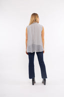 Women’s Woven Sleeveless Top. Composition: 70% Viscose and 30% Silk. 