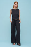 Women's Woven Top - Sleeveless