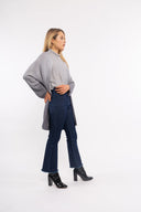 Women’s Knit Long Sleeve Cardigan. Composition: 55% Modal and 45% Acrylic. 