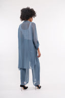 Women’s Woven Long Sleeve Cardigan. Composition: 70% Viscose and 30% Linen. 