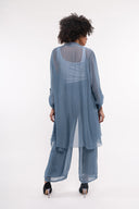 Women’s Woven Long Sleeve Cardigan. Composition: 70% Viscose and 30% Linen. 