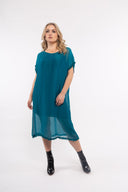 Women’s Woven Short Sleeve Dress. Composition: 70% Viscose and 30% Silk. 