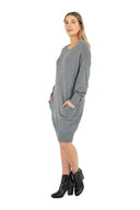 WOMEN'S KNIT DRESS, WITH A CREW-NECKLINE, LONG SLEEVES AND SIDE SEAM POCKETS 