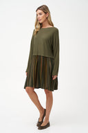 Women's Wide-Neck | M