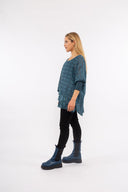 Women’s Woven 3/4 Sleeve Top. Composition: 50% Polyester, 30% Viscose and 20% Silk. 