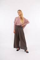 Women’s Knit Long Sleeve Tunic. Composition: 50% Viscose, 25% Nylon, 20% Polyester and 5% Lycra. 
