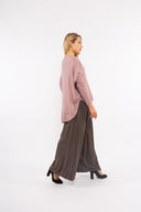 Women’s Knit Long Sleeve Tunic. Composition: 50% Viscose, 25% Nylon, 20% Polyester and 5% Lycra. 