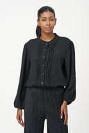 Women's Woven Button Down Shirt With A Front Pin-Tuck Detailing | M