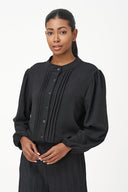 Women's Woven Button Down Shirt With A Front Pin-Tuck Detailing | M