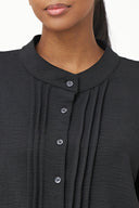 Women's Woven Button Down Shirt With A Front Pin-Tuck Detailing | M