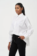 Women's Woven Button-Down Long Sleeve Shirt | M