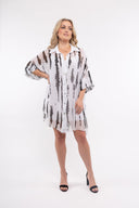 Women’s Woven 3/4 Sleeve Shirt. Composition: 70% Viscose and 30% Silk. 