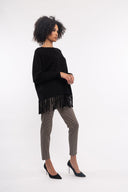 Women’s Knit Long Sleeve Sweater. Composition: 40% Polyamide, 35% Viscose and 25% Microfiber. 