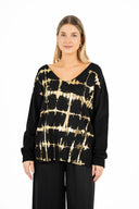 WOMEN'S KNIT V-NECKLINE SWEATER WITH SET-IN LONG SLEEVES AND GOLD FOIL DETAILING