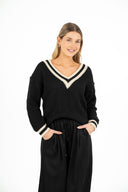 WOMEN'S KNIT V-NECK COLOUR BLOCKED SWEATER, WITH LONG SLEEVES