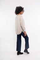 Women’s Knit Long Sleeve Sweater. Composition: 50% Viscose, 28% Polyamide, 12% Wool and 10% Angora. 