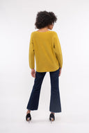Women’s Knit Long Sleeve Sweater. Composition: 50% Acrylic, 20% Polyamide, 10% Viscose, 10% Wool and 10% Mohair. 