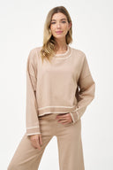 Women's Knit Crew-Neck Sweater with Long Sleeves