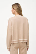 Women's Knit Crew-Neck Sweater with Long Sleeves